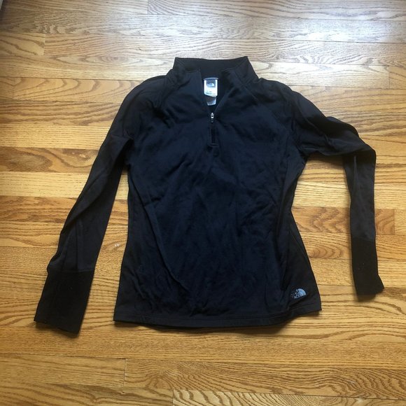 The North Face Essential Half Zip Pullover - Picture 2 of 5